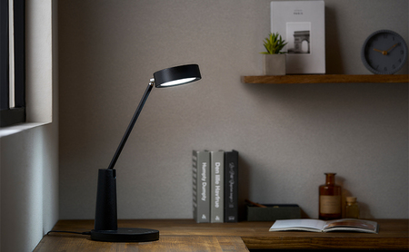 デザインデスクライト LDL-QF02DL-B ブラック デスクライト LEDデスクライト Qi充電シリーズ 平置きタイプ 調光・調色 黒 アイリスオーヤマ 昼光色 白色 電球色 