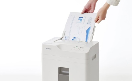シュレッダー オートフィードシュレッダー AFSB60C アイリスオーヤマ 電動 クロスカット キャスター付き コンパクトリバース機能 自動 細断 手差し対応 オートクリーニング A4