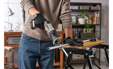 充電式レシプロソー10.8V JRS13TC サンドベージュ 電動ノコギリ 電動レシプロソー 充電式 アイリスオーヤマ 10.8V 軽量 Type-C充電 バッテリー 小型 セーバーソー のこぎり 家庭用 替刃 木工用 金属用 電動工具 DIY 枝切り