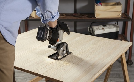 マルチギア 丸ノコヘッド 10.8V JM10CS ブラック 電動丸ノコ 丸鋸 10.8Vマルチギア専用ヘッドパーツ 小型 充電式マルチツール 角度調節 切込深さ 丸のこ 丸ノコギリ コードレス DIY 電動工具 初心者 アイリスオーヤマ