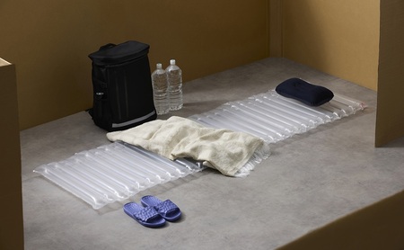 3日間分の緊急防災セット 1人用 BMH-1 防災 防災グッズ 防災セット 防災リュック 一人用 3日間避難 ブラック 必要なもの セット 避難グッズ 避難セット 避難リュック 非常用 アイリスオーヤマ 防災士監修 災害備蓄管理士監修