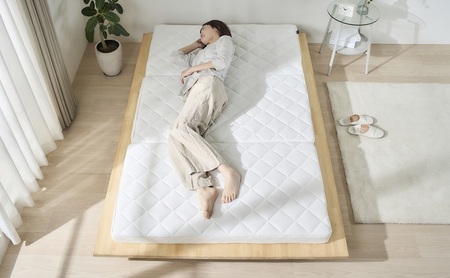 エアリーマットレス HG90R-SD マットレス セミダブル 三つ折り 折りたたみ 9cm 寝返り 通気性 洗える 丸洗い 体圧分散 抗菌 防臭 コンパクト アイリスオーヤマ Airy エアリー