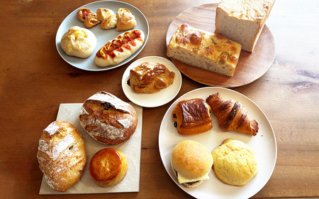 【カット無】ぱんやあいざわのいろいろパンセット（13個入り） No.172-02