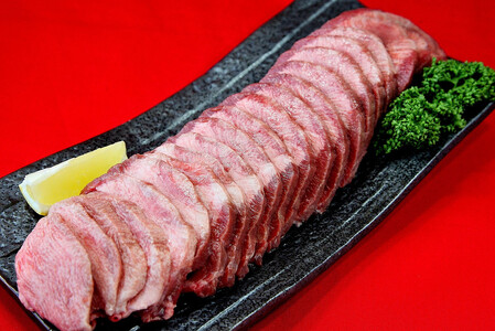 国産牛たん　厚切りスライス塩味　500ｇ