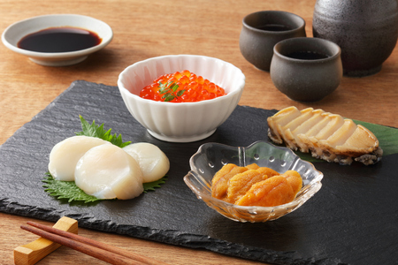 【期間限定発送】 漁師めし 海鮮おせち二段重 「来福」★12/26-30でお届け★ [歌津小太郎 宮城県 南三陸町 m304amh590062]