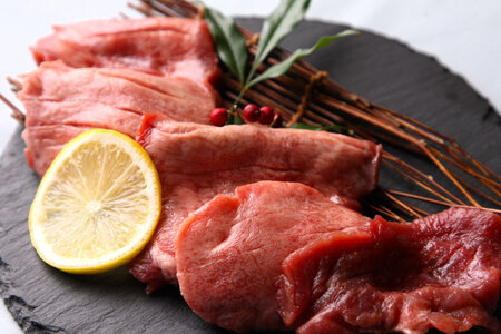 牛タン 国産 厚切り 牛たん 塩味 約200g 2p 計400g [佐利 宮城県 南三陸町 m304amh580022]