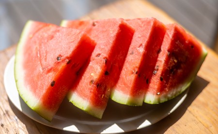 【2026夏発送】富良野産 大玉 スイカ 2L(7kg~)1玉 【マイティ21】北海道 ふらの すいか 西瓜 夏 フルーツ ふらの 甘い 糖度 大きい 大だま (畠山農園)