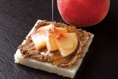 北鹿仙台坊主720mlと割烹美さわ比内地鶏缶詰セット　90P4004