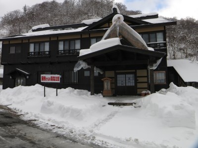 泥湯温泉に泊まろう！【(株)泥湯温泉】[F11703]