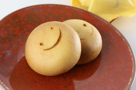 チーズ饅頭「笑内(おかしない)」 15個箱入 秋田県特産品開発コンクール最優秀知事賞受賞 和菓子 白餡