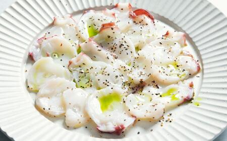 北海道小樽産 茹でタコ(足) 約1.5kg(500g×3パック)