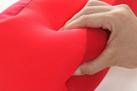 【ネイビー】王様の足枕 足乗せ リラックス クッション 王様シリーズ ひざ下枕 膝下枕 足まくら 足枕 フットピロー 足用 まくら ビーズクッション 足 負担軽減 むくみ ケア 健康 グッズ 日本製 誕生日 ギフト プレゼント 秋田県 女性 男性おすすめ