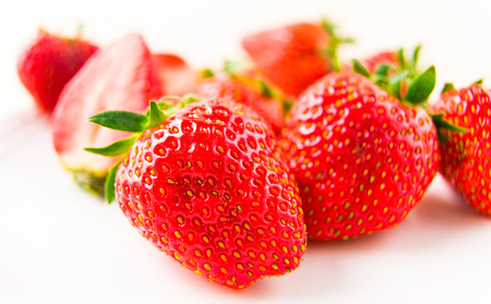 山形の朝摘みいちご よつぼし (15粒入り) FY25-029