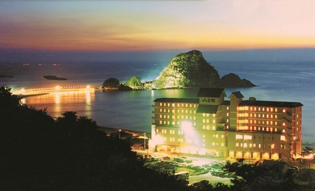 M03-903【食と温泉のこだわり】 二名様 特別宿泊券 山形県 鶴岡市 由良温泉 八乙女