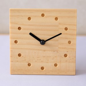 SA0872　木製の置時計
