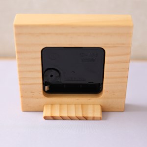 SA0872　木製の置時計