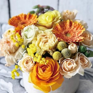 SL0233　【12回定期便】「COLOR'S12」色で飾るフラワーアレンジ