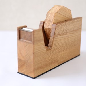 SD0037　《6種の木材から選べる》木製テープカッター （タモ）