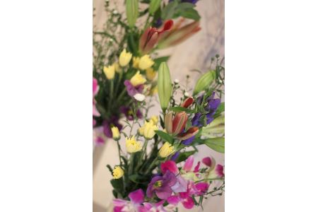 SL0002　お供え花、墓花セット「安らかな祈りのお花」お盆、お彼岸、命日、法事など故人への想いをお花でお届けいたします。