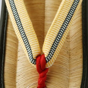 【女性用・Mサイズ】山形伝統 手編み 竹皮草履（女性用・外履き）「竹粋-CHIKUSUI-真田」　024-H-KZ013-M