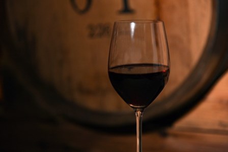 月山山麓 赤・白 ワイン ＜シャルドネヴィンテージ・バレルブレンディッド＞（720ml×2本）《山形県産ぶどう100％》　018-E-CK012