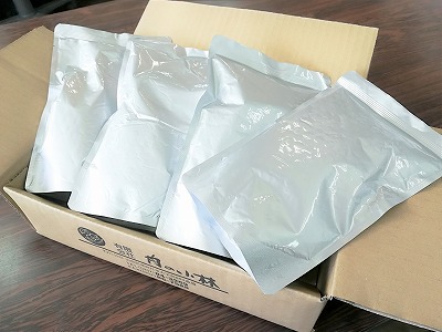 湯せんでOK！山形名物いも煮レトルト4袋セット（簡易包装）　017-G-NK007