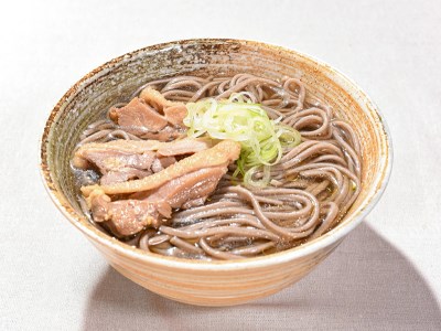 山形名物 「冷たい肉そば（スープ・鶏肉付）」 計6人前セット（2人前×3袋） 大沼製麺所　014-F-ON004