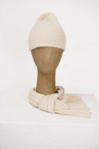 “ふわとろ やわらか” カシミア ニットマフラー  【ライトベージュ】カシミヤ　052-H-SS020-ライトベージュ