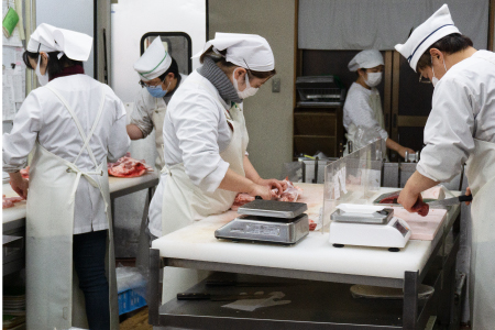 「厳選A5ランク」米沢牛サーロインすき焼きしゃぶしゃぶ用470g_B017