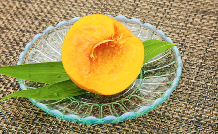 もも ( 大玉 黄桃 ) 約 3kg フルーツ 果物 山形 08-06-012