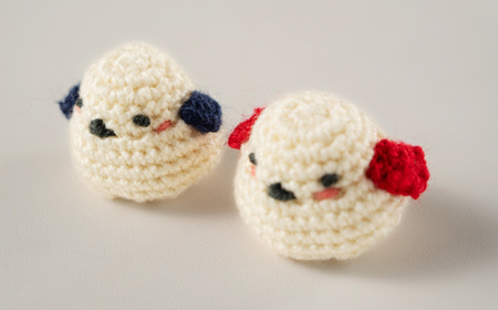 あみぐるみ2個セット 置物 色・柄おまかせ 手作り 小物 ぬいぐるみ マスコット シマエナガ 鳥 ギフト プレゼント 山形県 山辺町 送料無料 ao-agxo2 ※沖縄・離島への配送不可