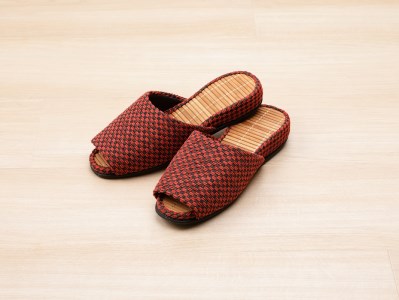 H-054 「かぐや姫」スリッパ（赤+ベージュの２足セット）【株式会社　後藤】