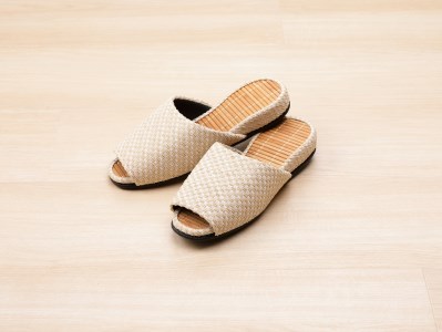 H-054 「かぐや姫」スリッパ（赤+ベージュの２足セット）【株式会社　後藤】