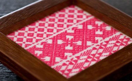  かほく紅こぎんフレーム 1点【ピンク】　フレーム　インテリア　飾り　紅花染　こぎん刺し