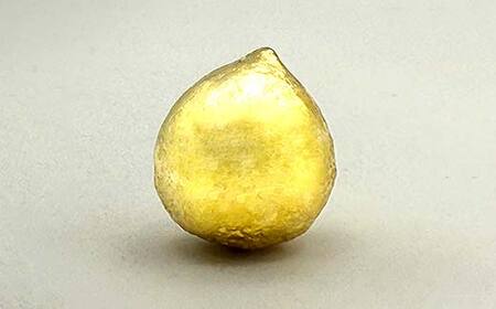 FYN5-003 西川町 工芸品 純金(K24) 西川町シンボル 栗 11.5g 純金 金金 金 24金 K24 K ゴールド 日本製 ハンドメイド 手作り 置物 オブジェ 貴金属 ジュエリー 贈答 贈り物 ギフト 記念日 誕生日 プレゼント X線分析検査証明書付 山形県 月山