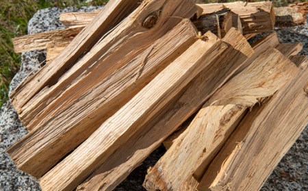 楢薪　乾燥済み 10束　ナラ　キャンプ　焚き火　長野県発 PEAKS＆TREES 薪 広葉樹 ナラ 国産100％ 約5kg カット済み