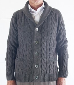 大江の職人の手動編み オーダーメイドカシミア100 ニット紳士カーディガン 山形県大江町 ふるさと納税サイト ふるなび 大江の職人の手動編み オーダーメイドカシミア100 ニット紳士カーディガン 山形県大江町 ふるさと納税サイト ふるなび