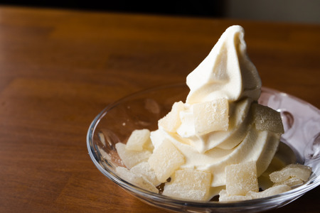 白い森の白いわらび餅（1箱）