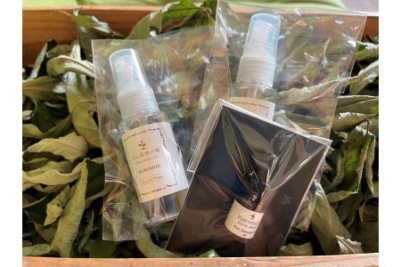 クロモジの香りを楽しむリフレッシュセット（ハーブウォーター、精油セット）