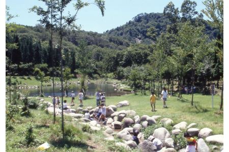 森の中のコテージ（健康の森バンガロー）貸し切り券（1棟）