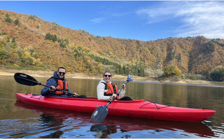 季節を感じるアクティビティ 白川湖カヌー・SUPツアー (1名様)