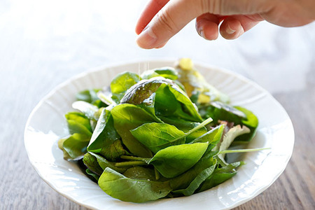 庄内産 ベビーリーフミックス 70g×2袋 土耕栽培 サラダ スムージー 若葉 野菜 生野菜 新鮮 山形県 冷蔵