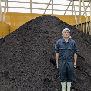 発酵豚ぷんモミ殻肥料「サンボクユーキ」