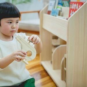 檜のおもちゃ IKONIH 絵本棚