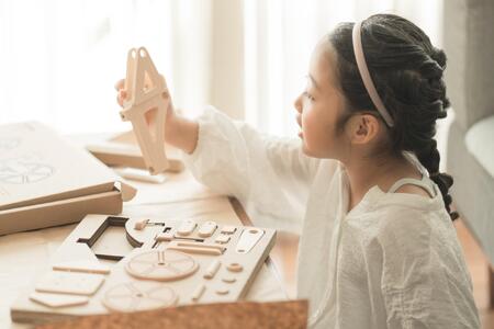 檜のおもちゃ IKONIH 木の自転車