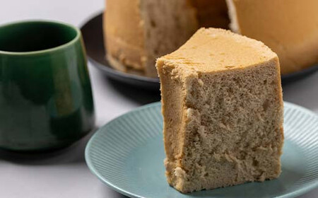 味にこだわった大きなシフォンケーキ6号サイズ シナモン  F6Q-175