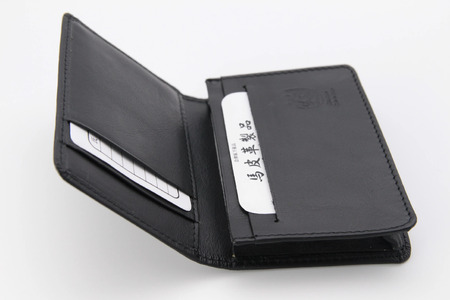 40-A-1　馬革製名刺入れ　①ブラック ◇