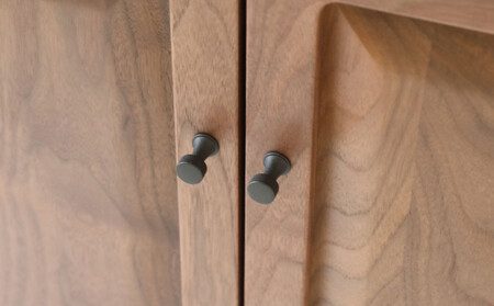 旭川家具 MUKU工房オリジナル ジャム カップボード 80 ウォールナット_04907