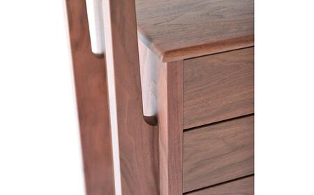 旭川家具　山室家具製作所　プロトNo.402リビングチェスト　ウォールナット 【 国産 無垢 インテリア 木製 収納 ナチュラル キャビネット チェスト リビング ダイニング 北海道 】 _01523