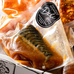 おかず 冷凍 お惣菜セット 湯煎 中華 お家でご飯セット 4種 10000円 1万円 海老のチリソース 麻婆豆腐 ロールキャベツ トマト煮込み サバの味噌煮 お歳暮 ギフト対応 茨城県 水戸市（DU-118）